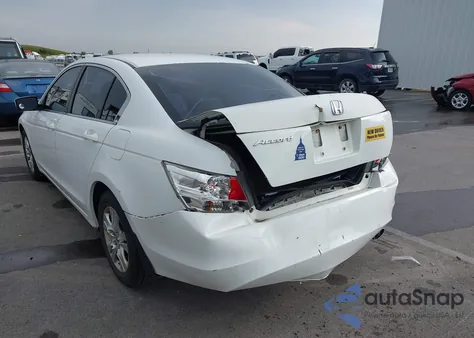 2008 Honda Accord Lxp из США, поврежденный, VIN 1HGCP25498A057904